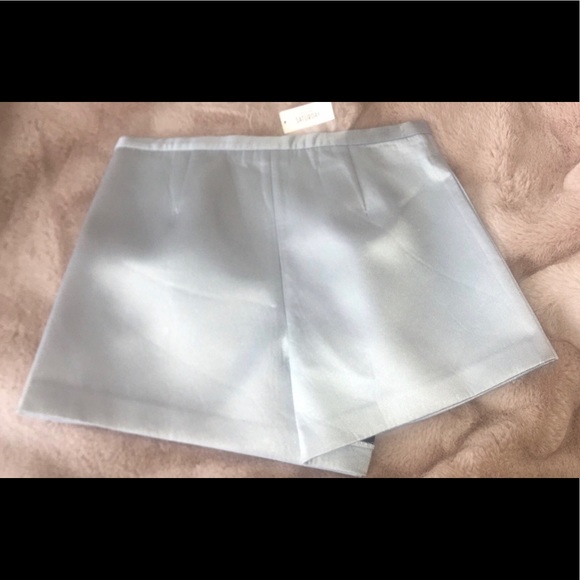 🆕🌸KATE SPADE PARTY ON SHORTS🌸 - Picture 4 of 7